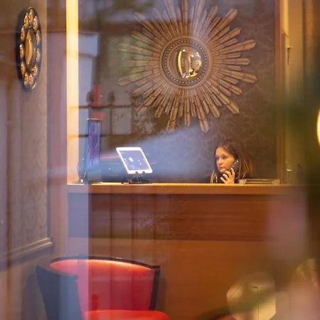 Hotel Pavillon Bastille Parigi