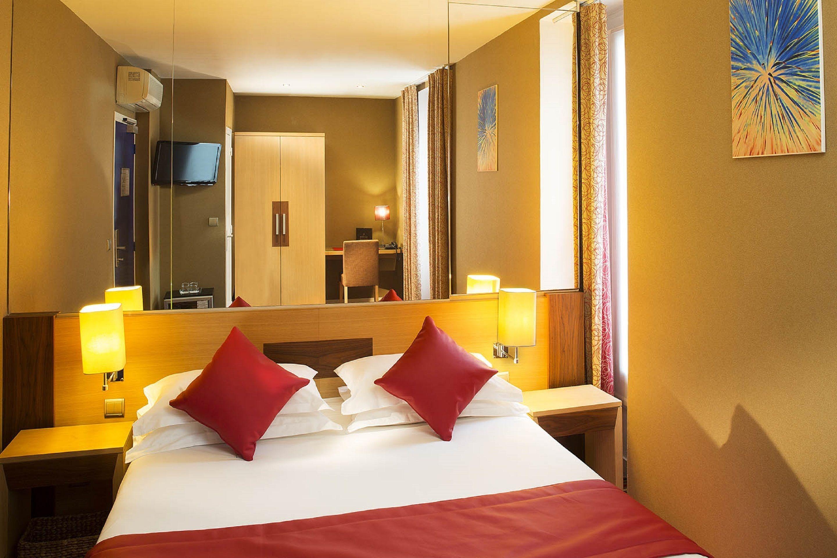 Pavillon Bastille Hotel 3*