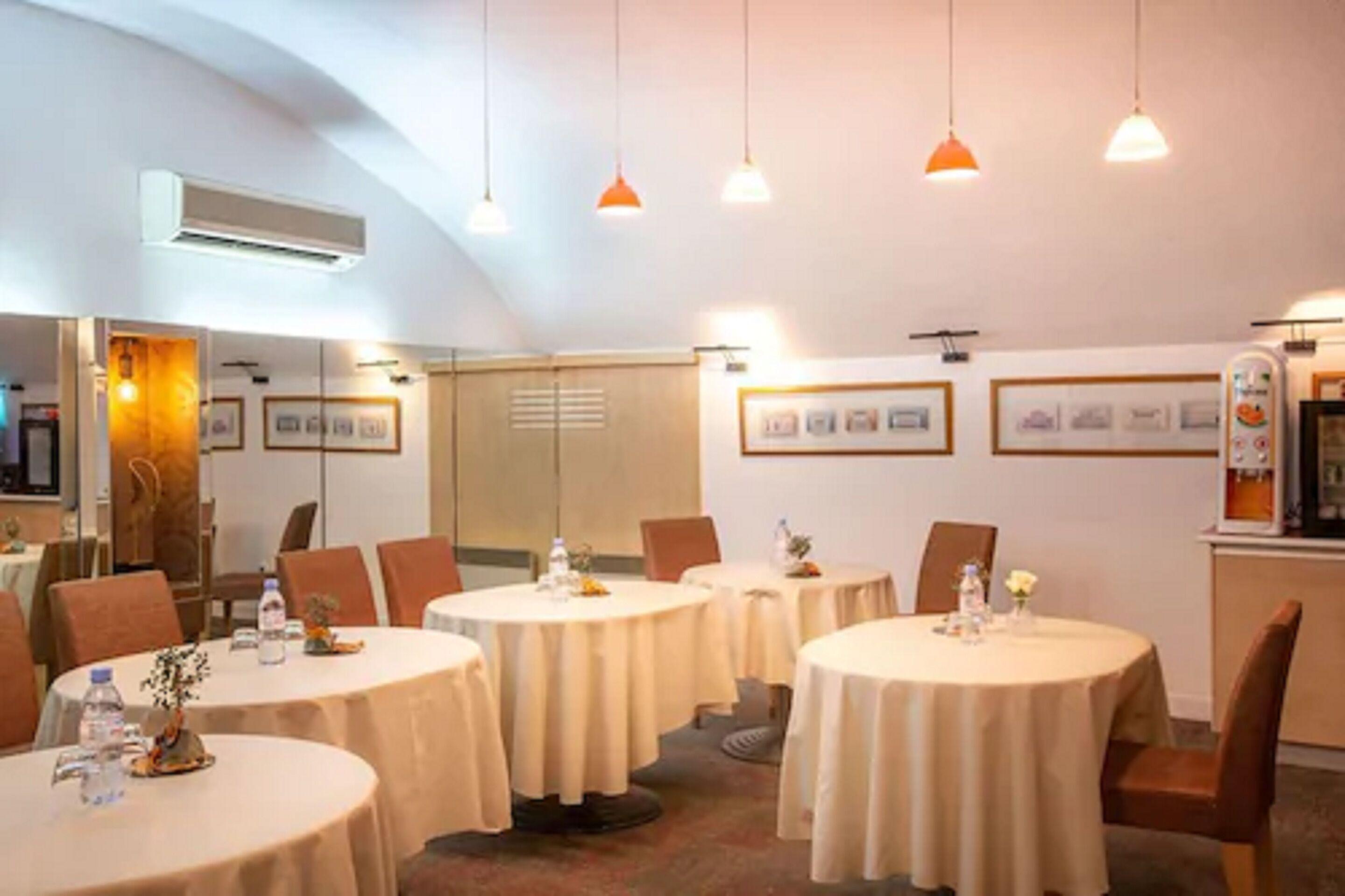 Pavillon Bastille Hotel 3*